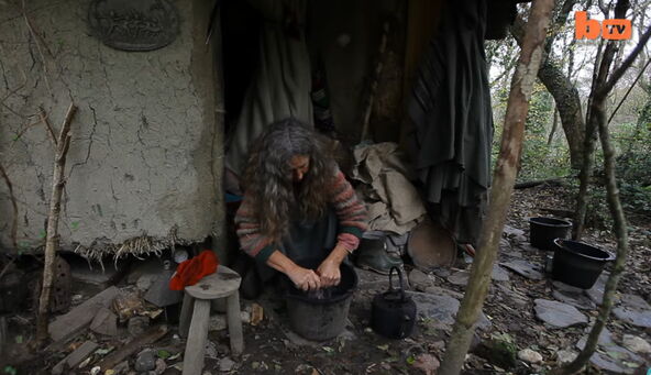 2026-08-18 11_47_52-I Live Like A Hobbit - YouTube.png