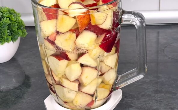 2026-08-27 08_41_25-How to Make Apple Juice with a Blender _ Easy Recipe! - YouTube.png
