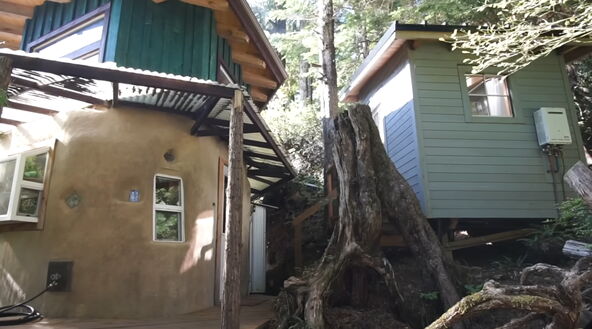 2026-08-27 09_39_27-Woman's Magical Cob House Built with Earth & Reclaimed Materials - YouTube.png