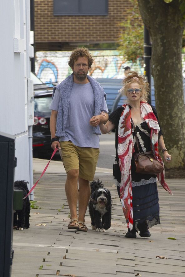 Helena Bonam Karter i Raj Dag Holmbo