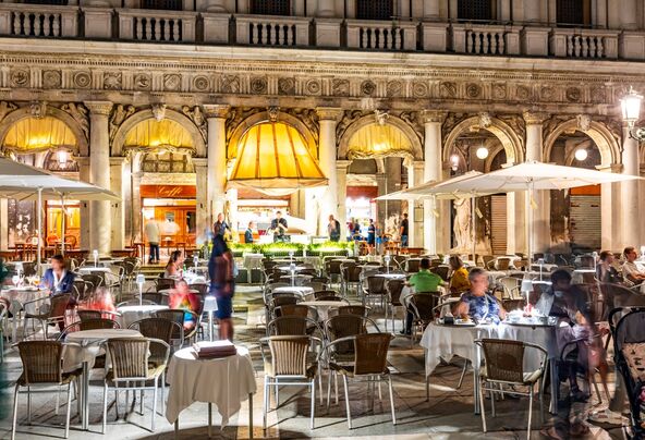 Kafe Florian u Veneciji.jpg