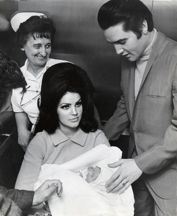 Elvis Prisila i Lisa Mari