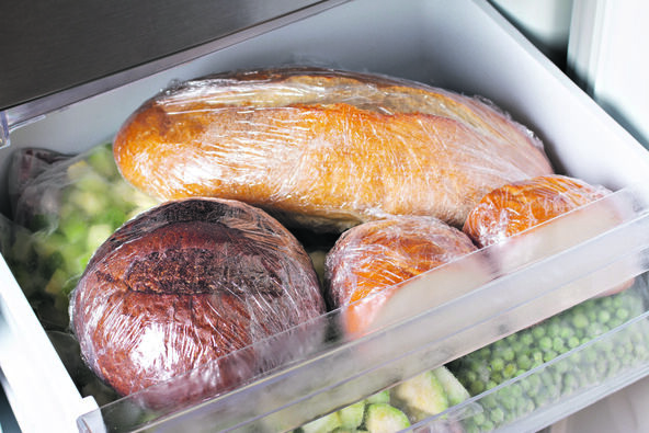 HLEB  stock-photo-a-loaf-of-wheat-bread-and-other-frozen-food-on-a-shelf-of-a-home-freezer-big-procurement-and-food-1943617150.jpg