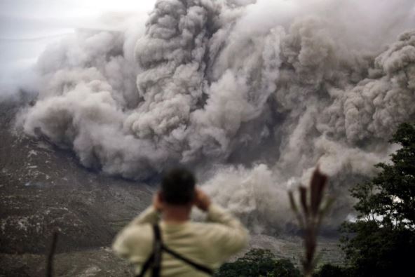 erupcija-vulkana-u-indoneziji.jpg