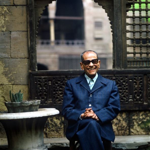 nagib-mahfuz.jpg
