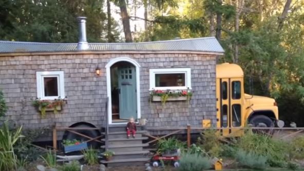 kuca-od-starog-autobusa.jpg
