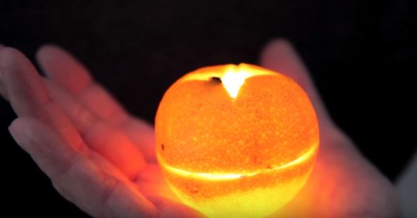 sveca-od-mandarine.jpg