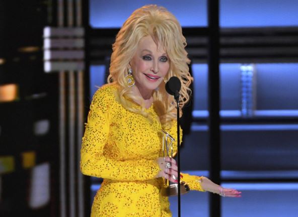 doli-parton.jpg