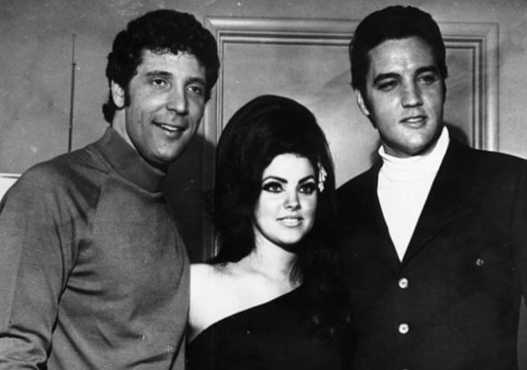 tom-dzons-prisila-i-elvis-prisli.jpg