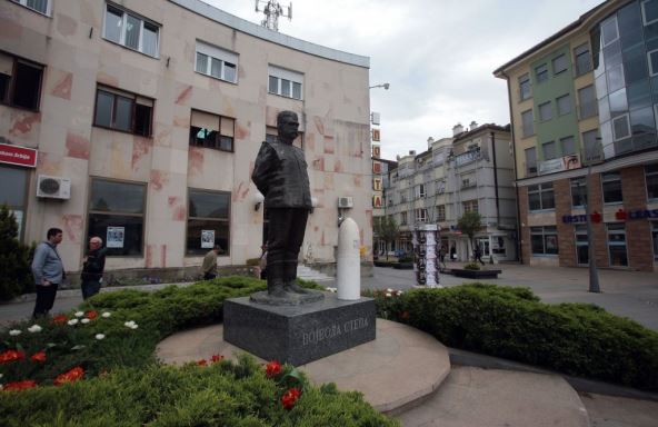 spomenik-vojvodi-stepi-stepanovicu-u-cacku.jpg