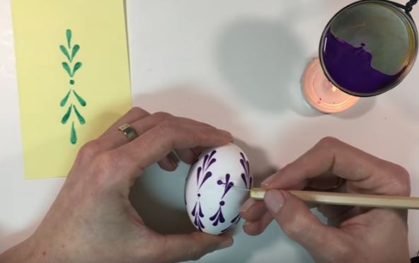 ukrasavanje-jaja-voskom.jpg