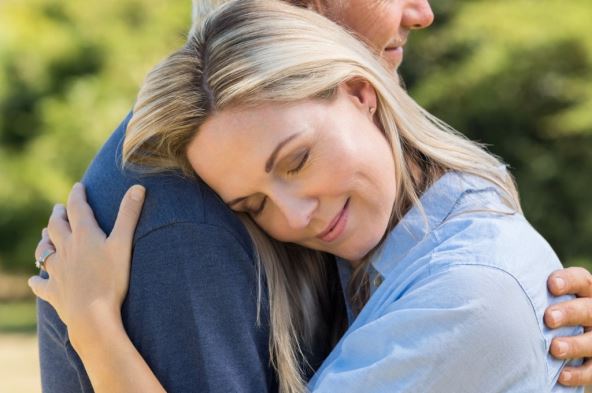 zaljubljeni-par-thinkstock.jpg