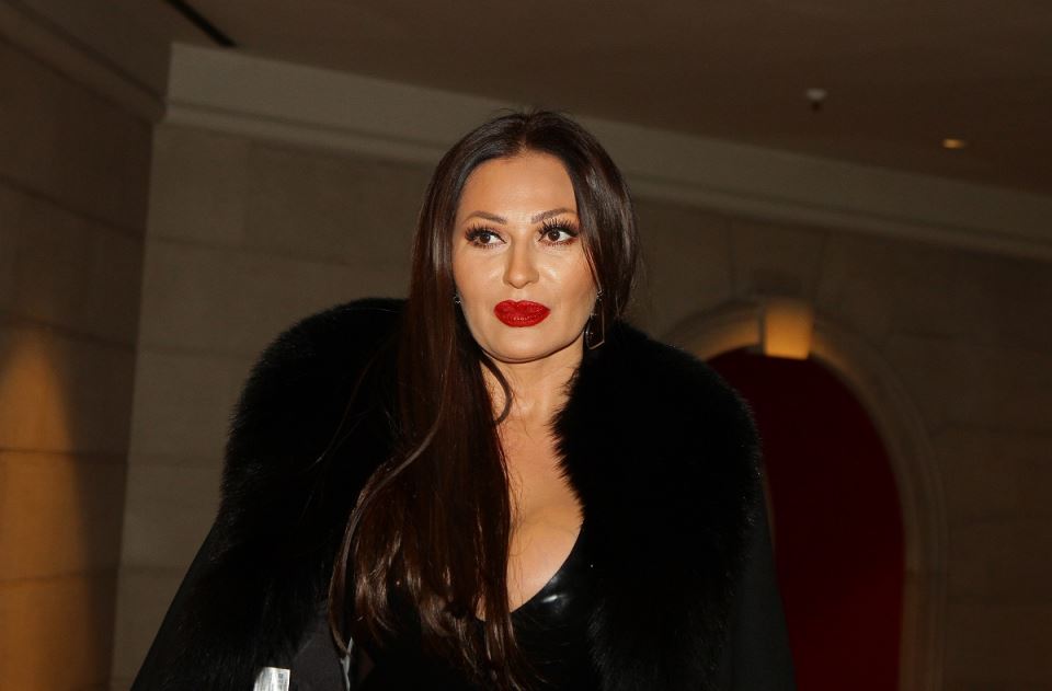 ceca-foto-damirrrrrrrrrrr.jpg