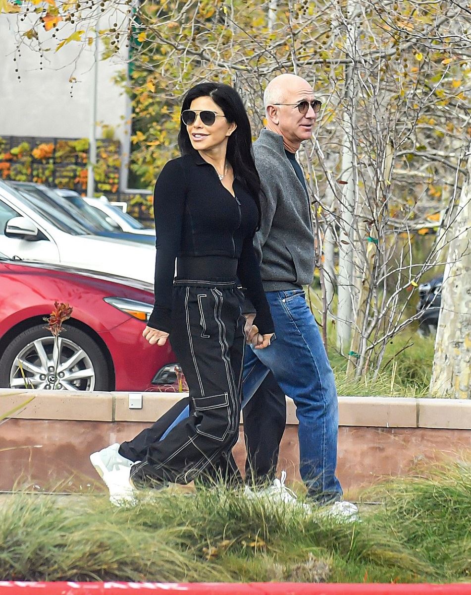 dzef-bezos-i-loren-sancez.jpg
