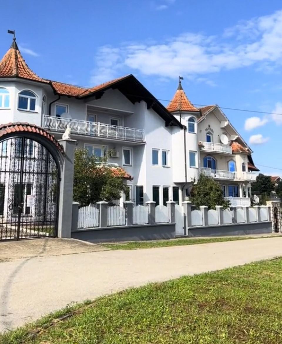 tocka.jpg