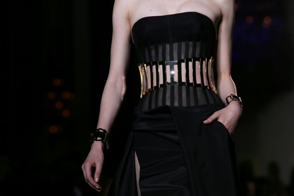 denatella-versace-paris-ap.jpg