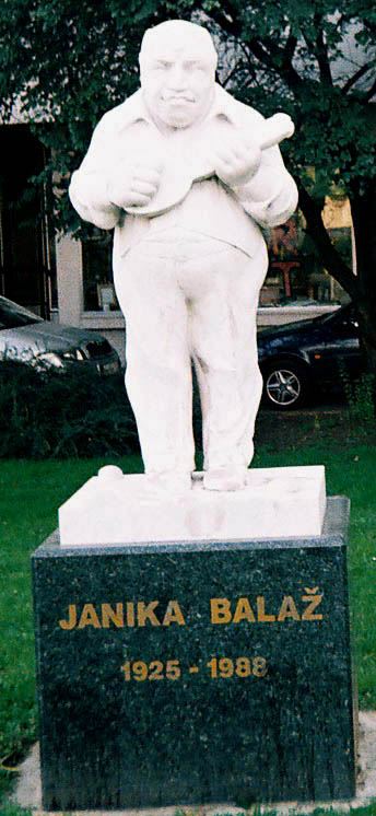 janika-balaz.jpg