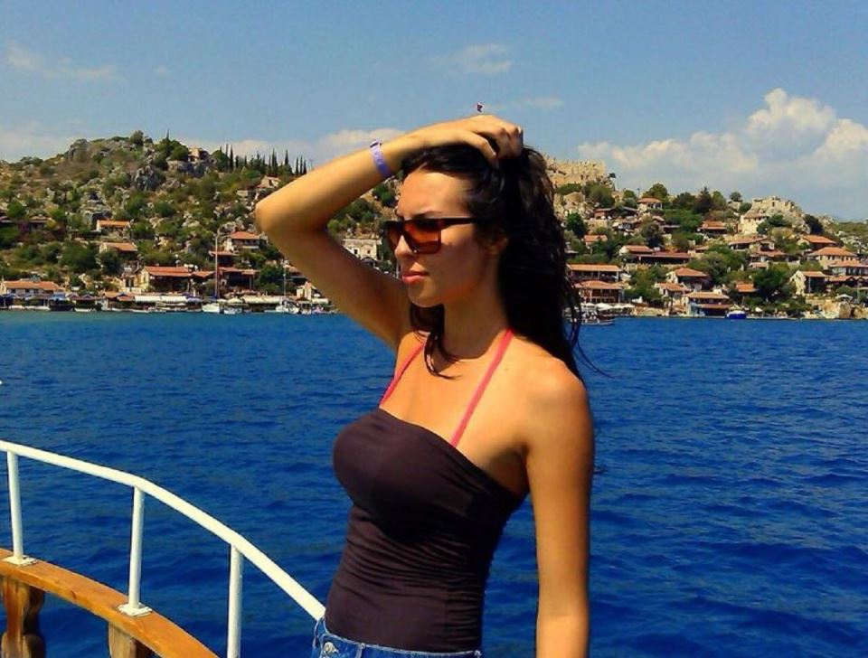 20241231-07-33-26alina-irina--ira.alina--instagram-photos-and-videos.jpg