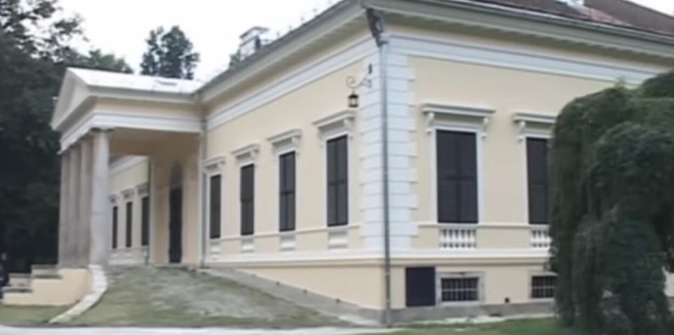 dvorac2.jpg