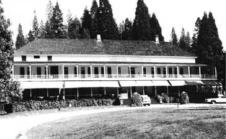 wawona-hotel.jpg