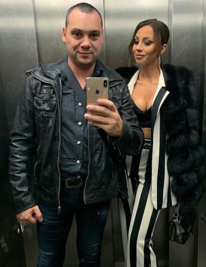 Darko i Jasmina Filipović selfi iz lifta
