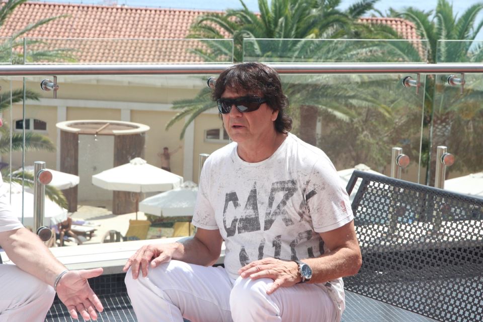 Zdravko Čolić