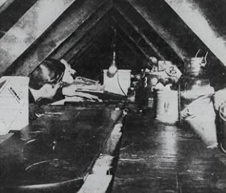 Beskućnik sa tavana