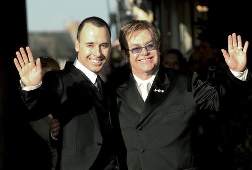 Elton Džon sa dečkom