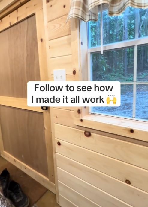 Beskućnik sagradio kuću usred šume