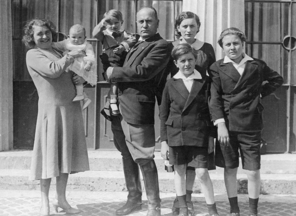 benito-musolini-sa-porodicom (2).jpg