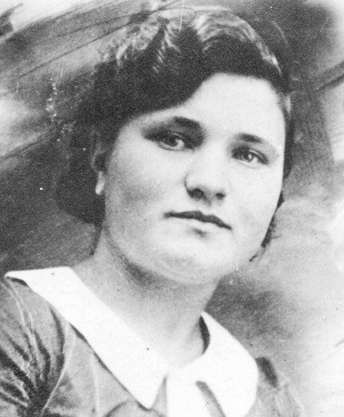 ana-gurejeva.png