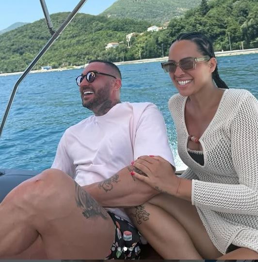 Imao je para više od cele Crne Gore, žena na TV-U videla da je vara sa najfatalnijom Srpkinjom: Sin mu bio ponos Jugoslavije, a sad šokira ponašanjem
