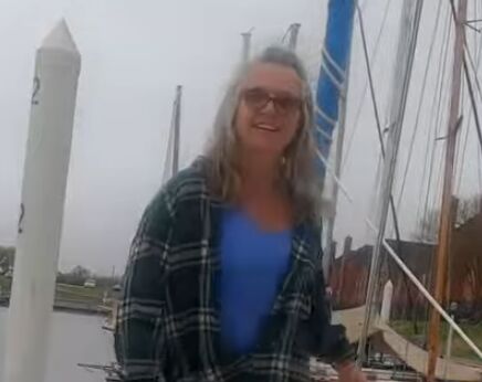 Printscreen / Youtube/ The Sailing Hookers.PNG