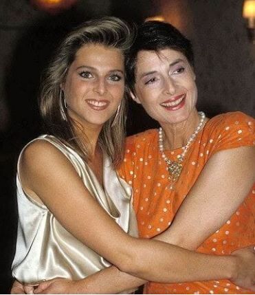 Katarina Oksenberg sa majkom Jelisavetom Karađorđević.jpg