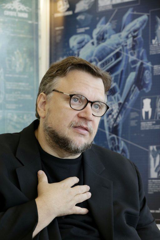 del-toro.jpg