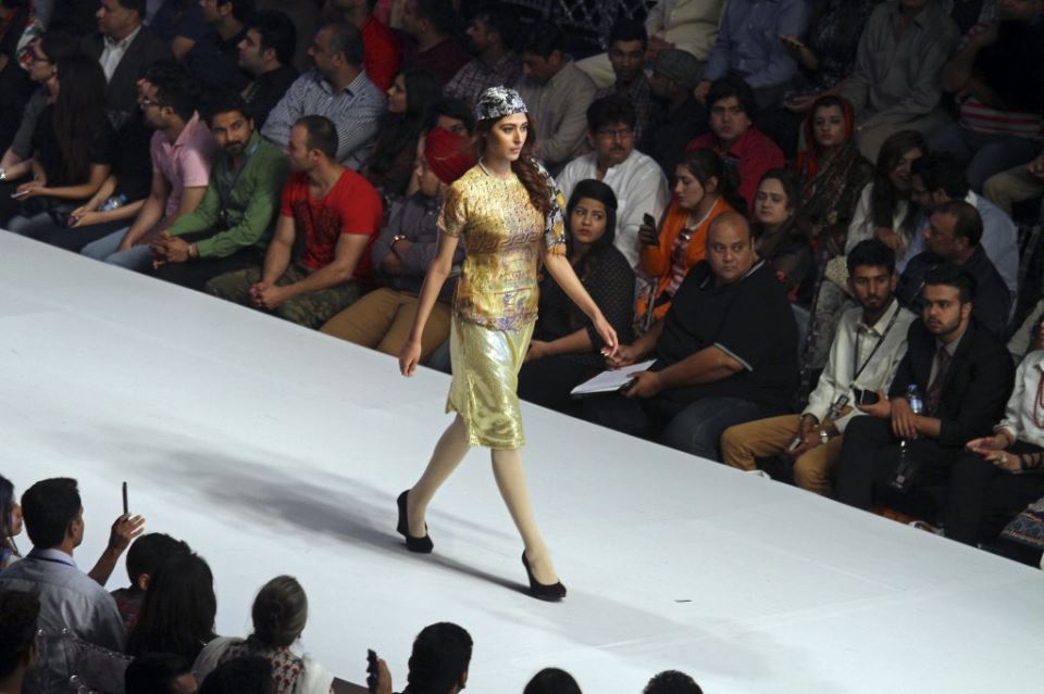 nedelja-mode-u-pakistanu.jpg