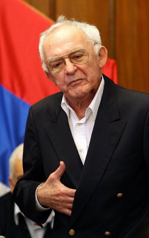 momo-kapor.jpg