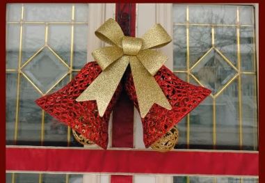 novogodisnji-ukras-za-vrata.jpg