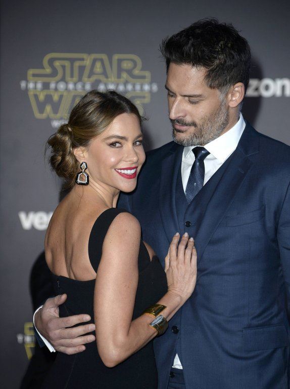sofija-vergara-i-dzo-manganijelo.jpg