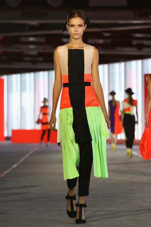 modeli-roksande-ilincic-sa-london-fashion-weeka.jpg