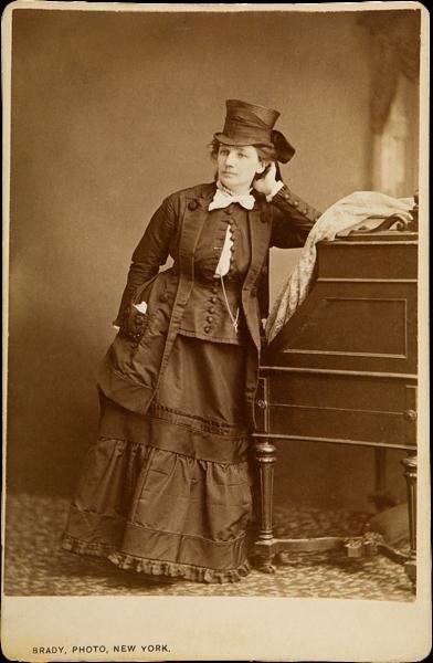 victoriawoodhullbymathewbradyc1870.jpg