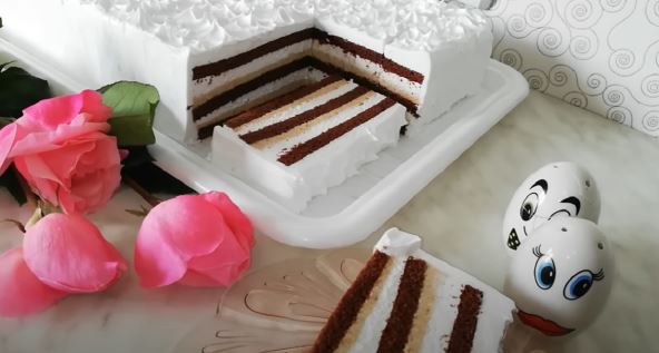 cokoladna-torta-sa-gotovim-korama.jpg