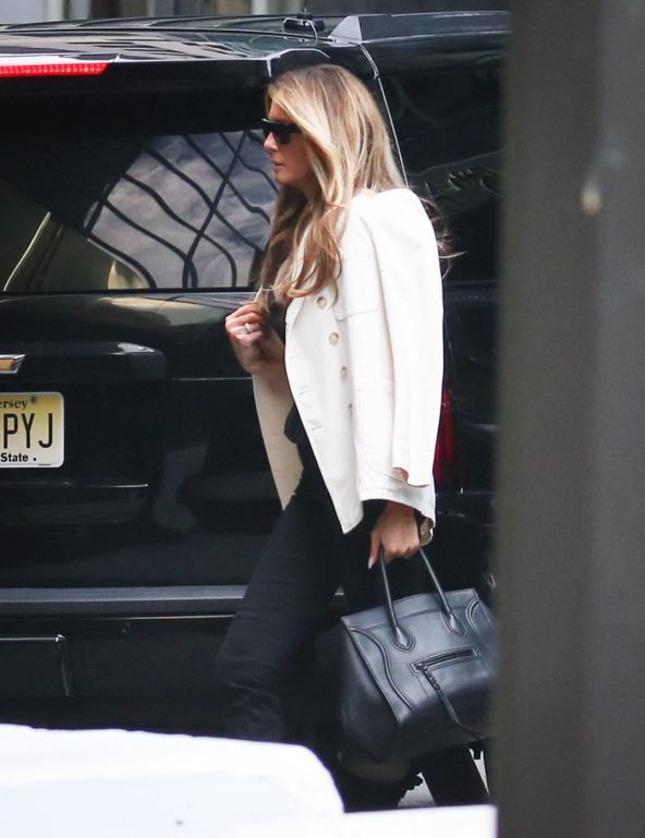 melanijatramp-1.jpg