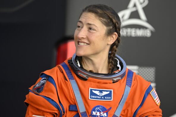 Žena astronaut.jpg